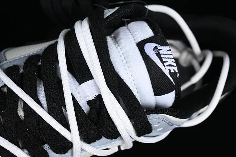 All Categories Nk SB Dunk Series Nk SB Dunk Low Low-top sneakers Customized large box Nk Dunk Low Panda Prank-The Art of Love SB strappy low-top casual sneakers DD1391-100